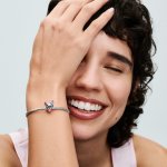 Disney x Pandora Талисман ALOHA Happy Birthday